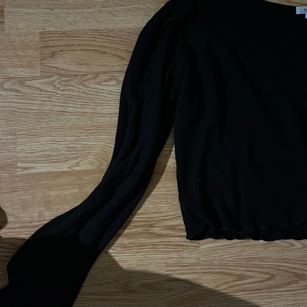black longsleeve shirt